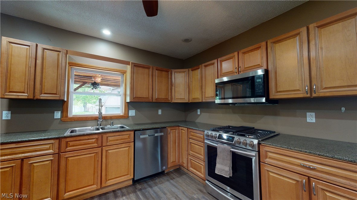 3285 Bears Den Road Youngstown, OH 44511 - Photo 3 of 35 Gallery Image 3