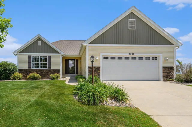 $379,900 | 9239 Cottage Gate, Richland, MI 49083