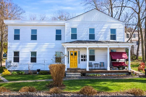 $1,400 | 46 North Street, Unit 6, Catskill, NY 12414