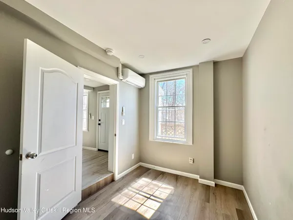 $1,400 | 46 North Street, Unit 6, Catskill, NY 12414