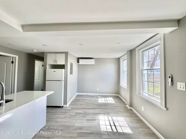 $1,400 | 46 North Street, Unit 6, Catskill, NY 12414