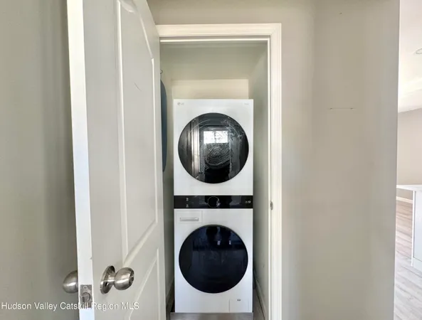 $1,400 | 46 North Street, Unit 6, Catskill, NY 12414