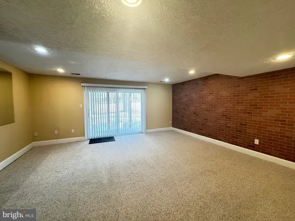 $3,000 | 11720 Stonegate Lane, Columbia, MD 21044