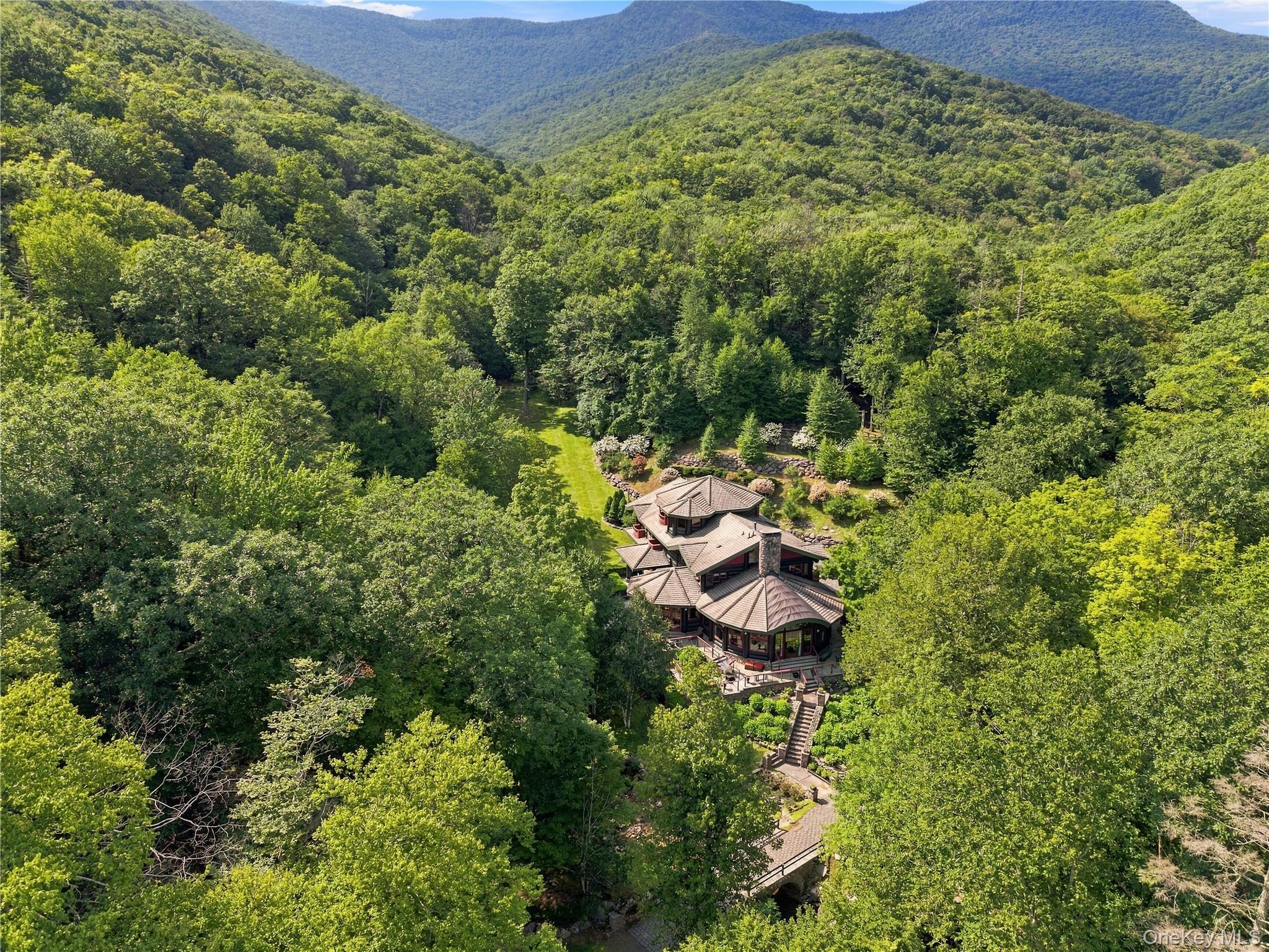 397 Moon Haw Road Phoenicia, NY 12464 - Photo 1 of 50 Gallery Image 1