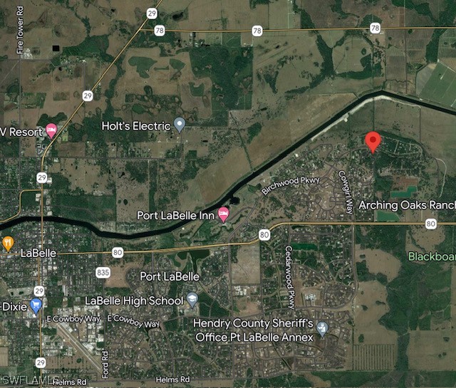 4 March Lane LaBelle, FL 33935 - Photo 7 of 7 a view of fountain in the balcony