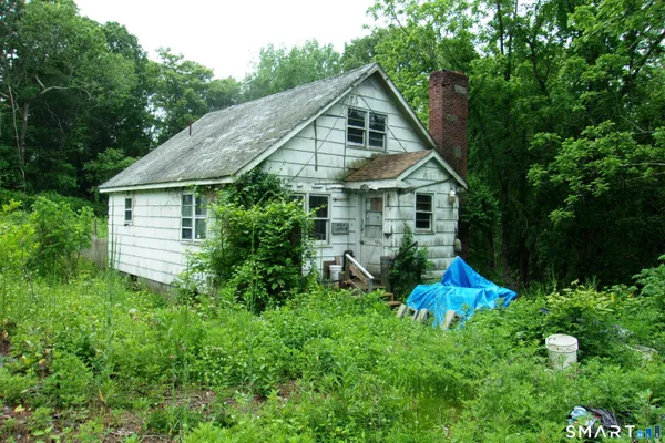 $185,000 | 7 River Drive, Ledyard, CT 06335