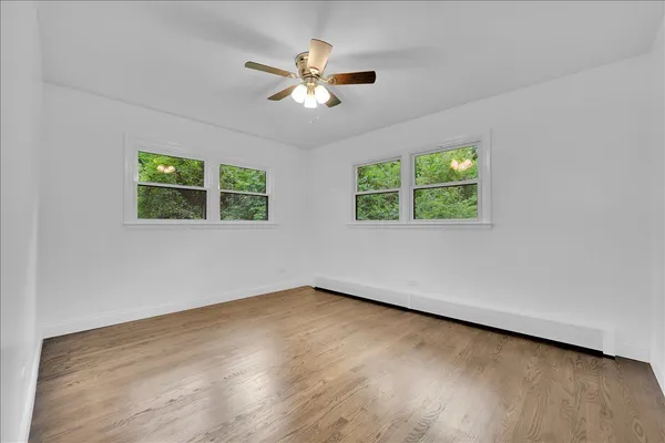 $3,500 | 1001 Oak Lane, Algonquin, IL 60102