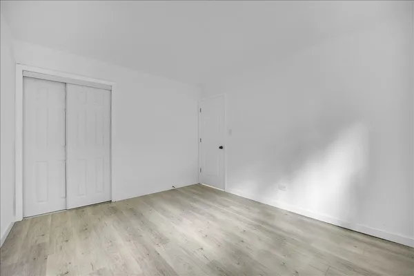 $3,500 | 1001 Oak Lane, Algonquin, IL 60102