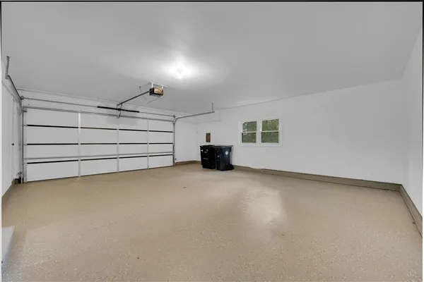 $3,500 | 1001 Oak Lane, Algonquin, IL 60102