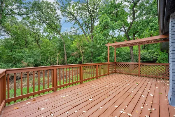 $3,500 | 1001 Oak Lane, Algonquin, IL 60102