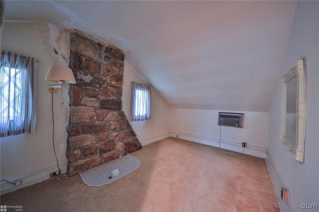 1240 Overlook Road Whitehall, PA 18052 - Photo 23 of 34 Gallery Image 23