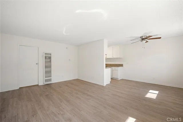 $1,900 | 1111 East Lexington Drive, Unit 209, Glendale, CA 91206