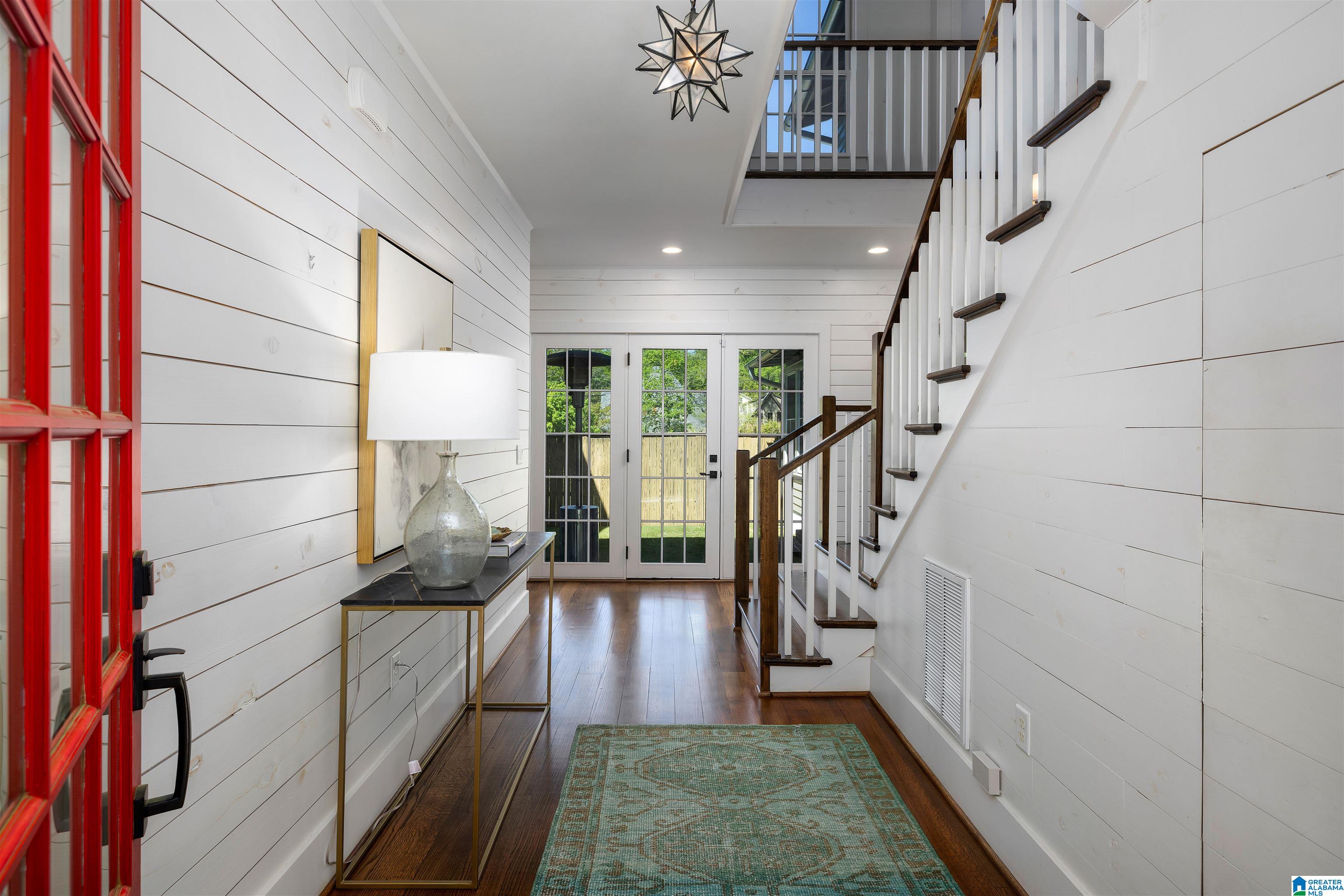 1106 Irving Road Birmingham, AL 35209 - Photo 5 of 52