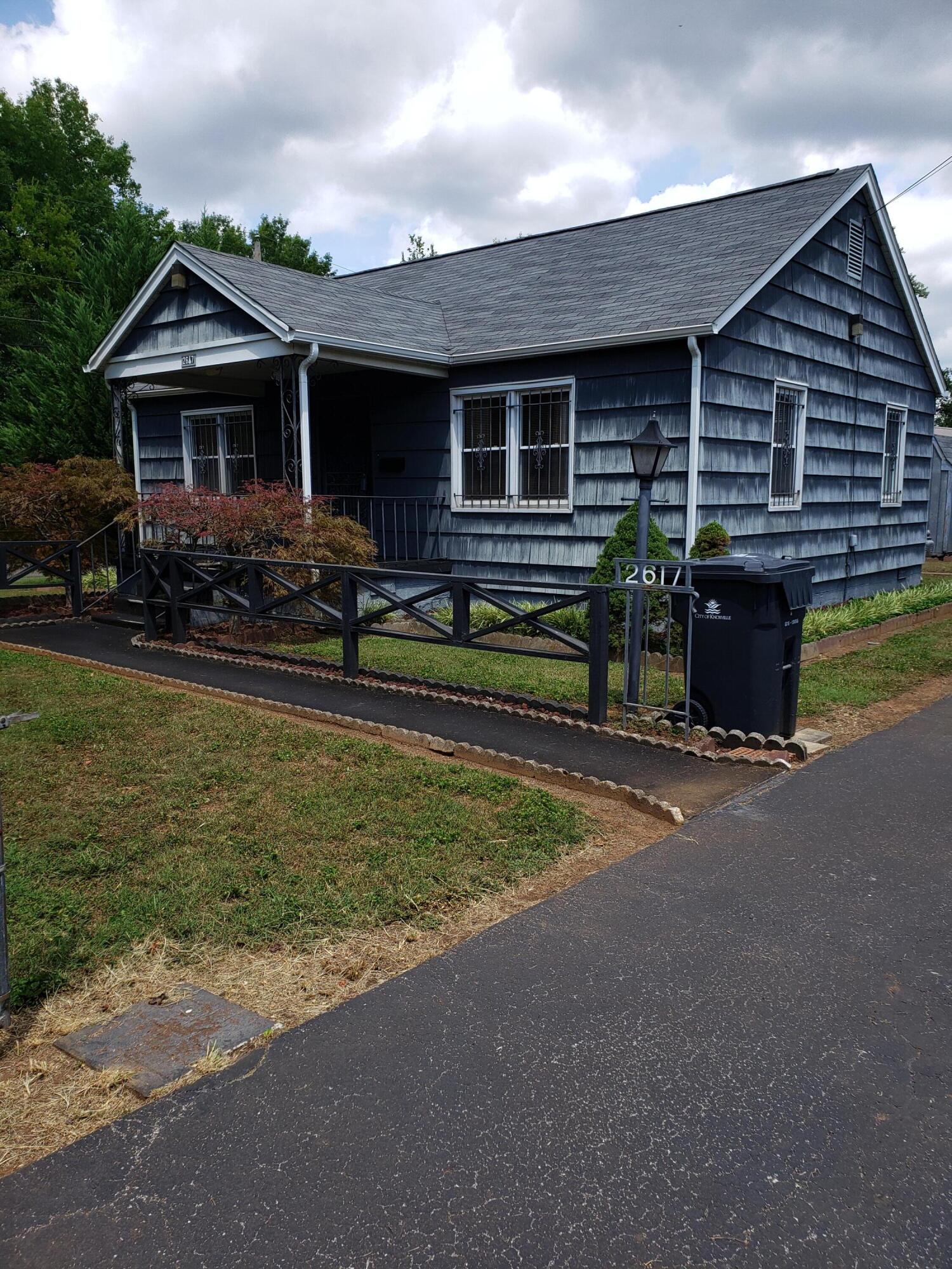 2617 Sun Valley Road Knoxville, TN 37921 - Photo 1 of 10 welcome home !