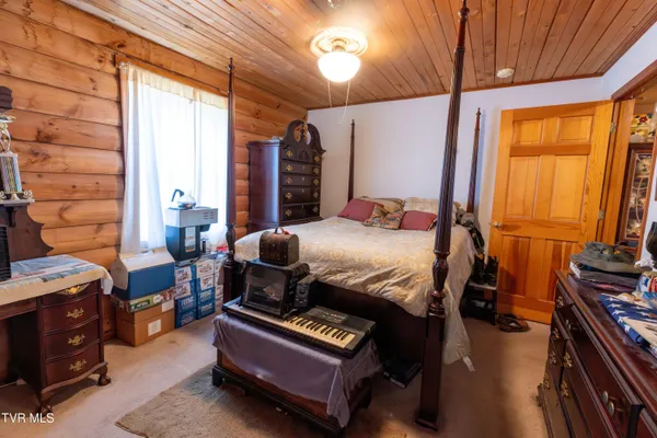 $230,000 | 401 Plymouth Hollow Road, North Tazewell, VA 24630