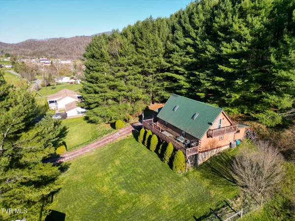 $230,000 | 401 Plymouth Hollow Road, North Tazewell, VA 24630