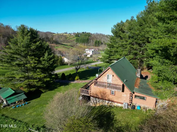 $230,000 | 401 Plymouth Hollow Road, North Tazewell, VA 24630