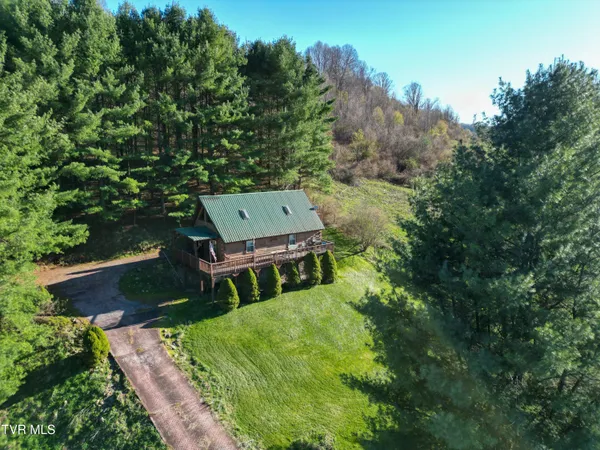 $230,000 | 401 Plymouth Hollow Road, North Tazewell, VA 24630