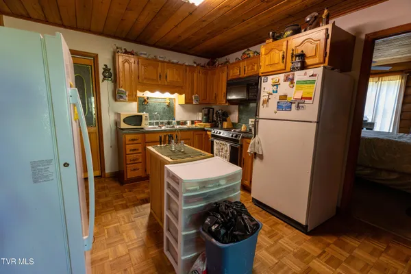 $230,000 | 401 Plymouth Hollow Road, North Tazewell, VA 24630