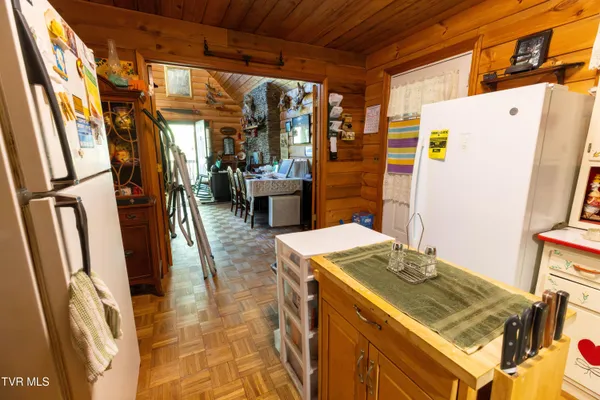 $230,000 | 401 Plymouth Hollow Road, North Tazewell, VA 24630