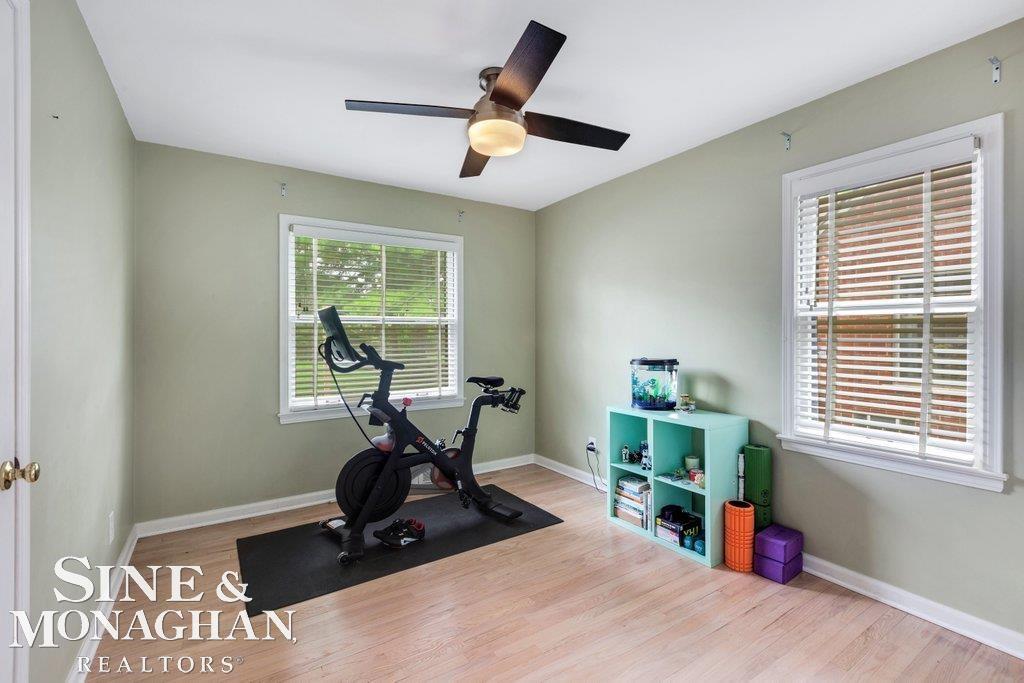 1367 Kensington Avenue Grosse Pointe, MI 48230 - Photo 19 of 36 50059728-18.JPG