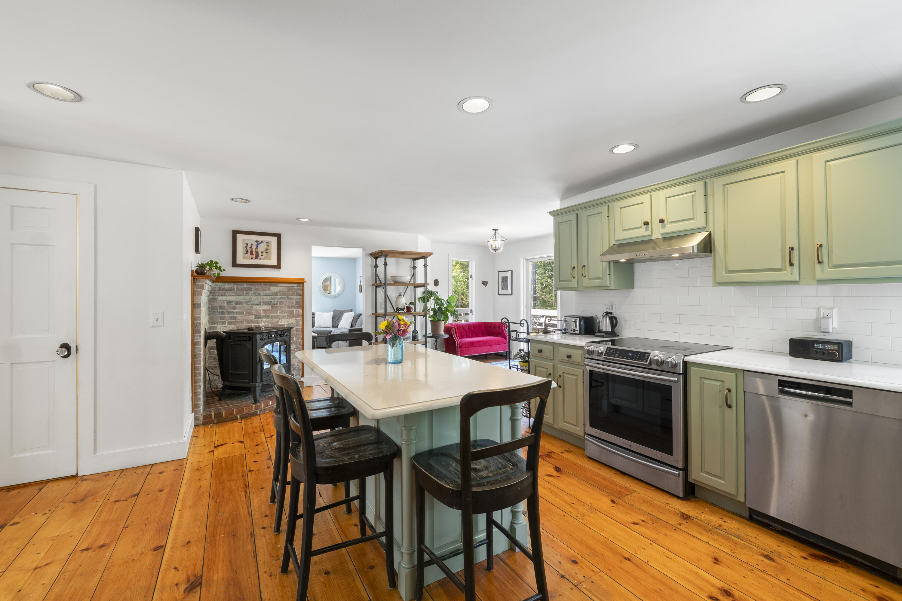 17 Edes Road Cumberland, ME 04021 - Photo 13 of 83 17 Edes Rd_125