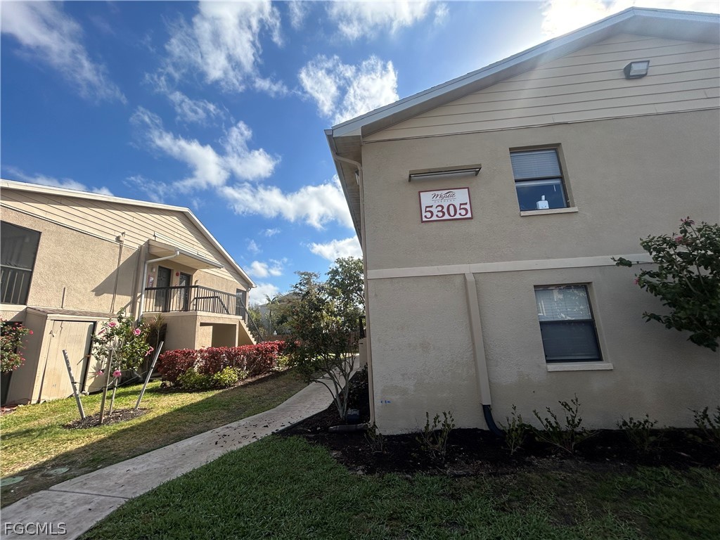 5305 Summerlin Road, Unit 507 Fort Myers, FL 33919 - Photo 1 of 10