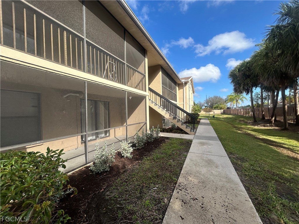 5305 Summerlin Road, Unit 507 Fort Myers, FL 33919 - Photo 3 of 10