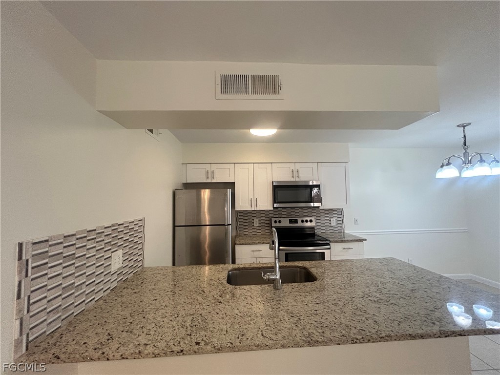 5305 Summerlin Road, Unit 507 Fort Myers, FL 33919 - Photo 7 of 10