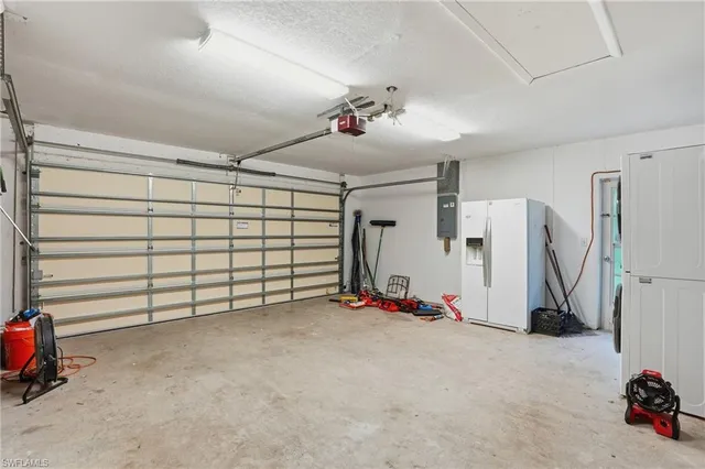 $3,300 | 391 8th Street Southeast, Naples, FL 34117