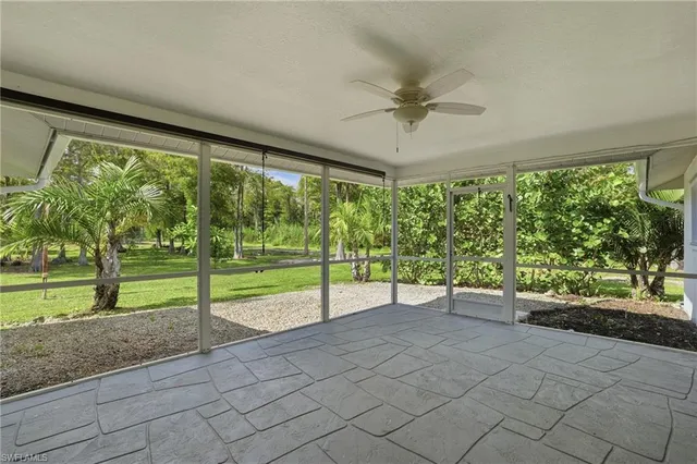 $3,300 | 391 8th Street Southeast, Naples, FL 34117