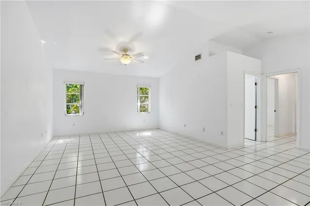 $3,300 | 391 8th Street Southeast, Naples, FL 34117