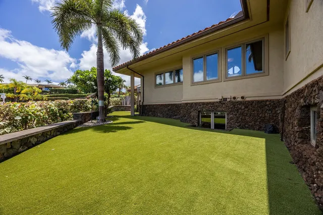$3,890,000 | 250 Akia Place, Lahaina, HI 96761