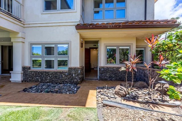 $3,890,000 | 250 Akia Place, Lahaina, HI 96761