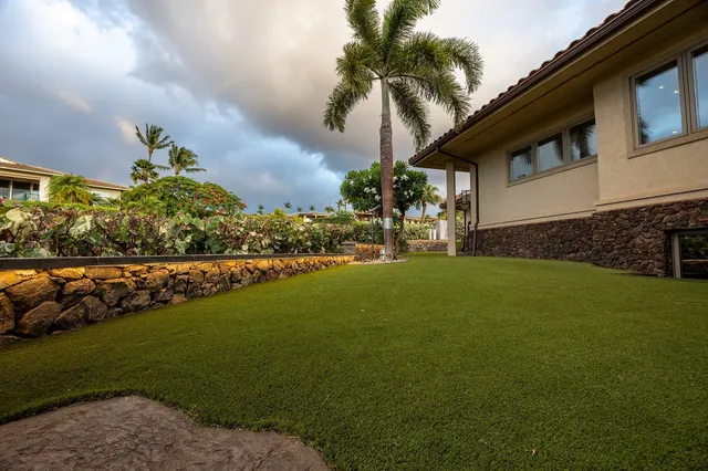 $3,890,000 | 250 Akia Place, Lahaina, HI 96761