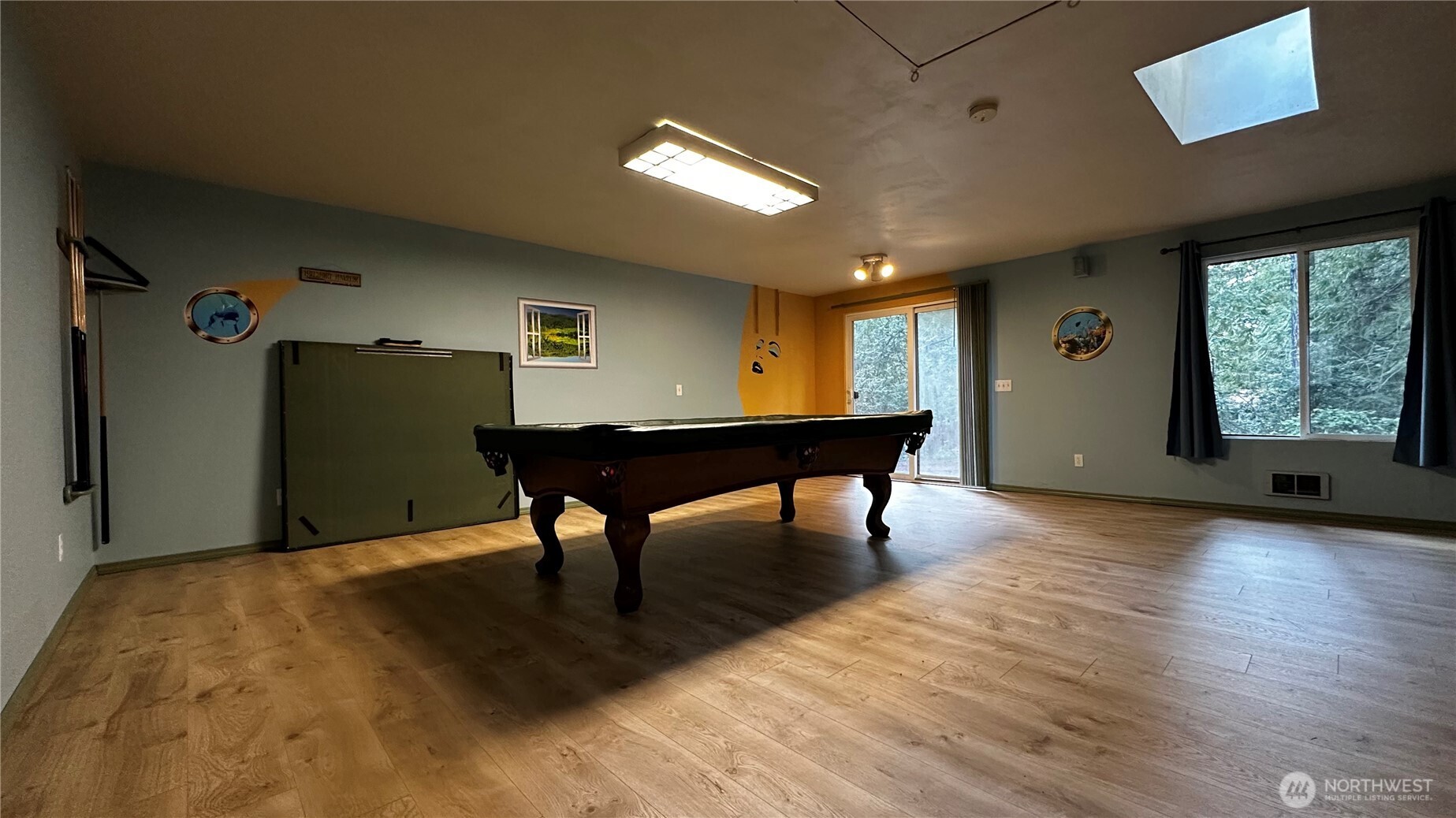 271 Salmon Street Brinnon, WA 98320 - Photo 14 of 17 a workspace with furniture window and wooden floor