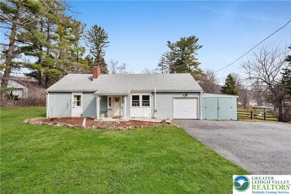 $319,900 | 1335 Stonesthrow Road, Bethlehem, PA 18015