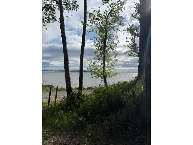 a view of outdoor space