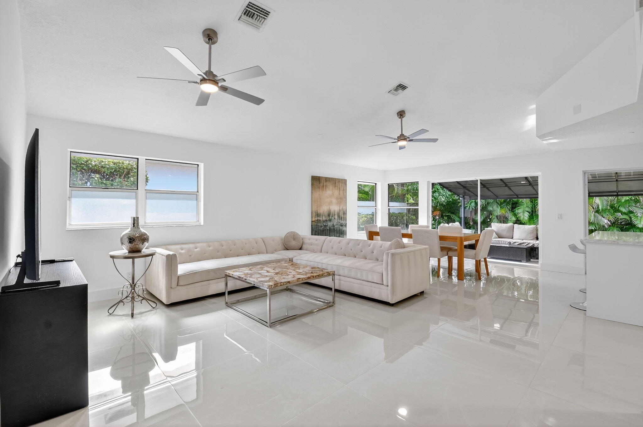 2218 Northwest 52nd Street Boca Raton, FL 33496 - Photo 3 of 39 20250829233607344712000000-o