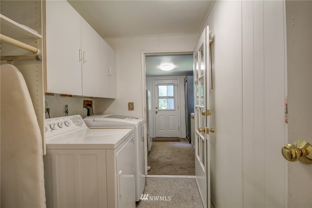 16190 Pearson Point Road Northeast Poulsbo, WA 98370 - Photo 21 of 33 Gallery Image 21
