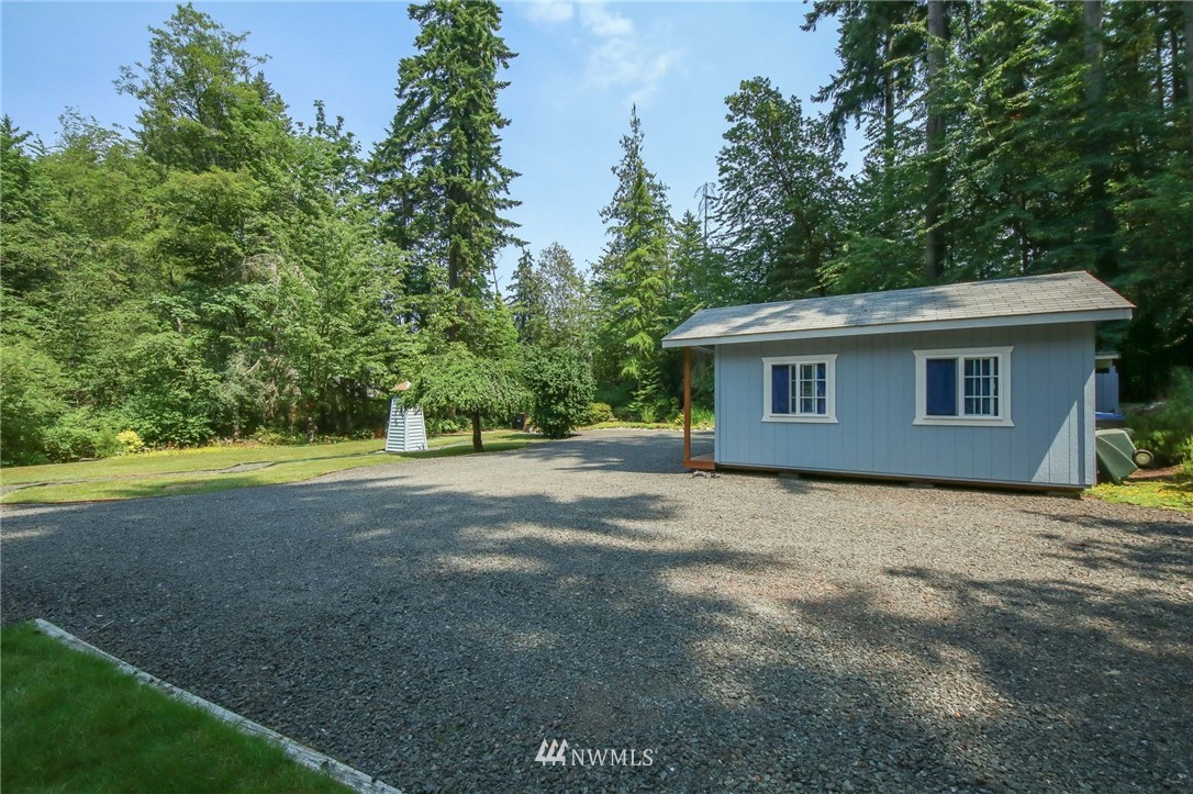 16190 Pearson Point Road Northeast Poulsbo, WA 98370 - Photo 22 of 33 Gallery Image 22