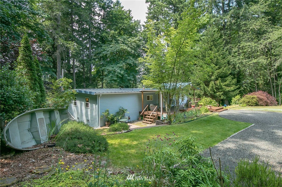 16190 Pearson Point Road Northeast Poulsbo, WA 98370 - Photo 6 of 33 Gallery Image 6