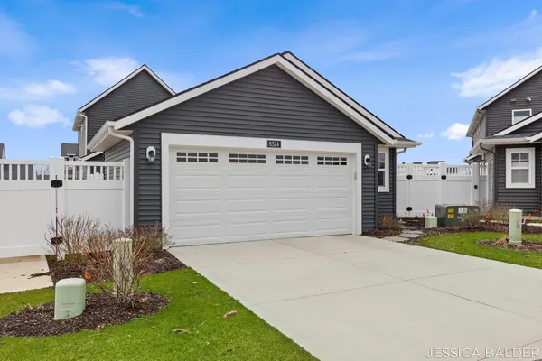 $399,900 | 8324 Cook's Corner Drive, Byron Center, MI 49315