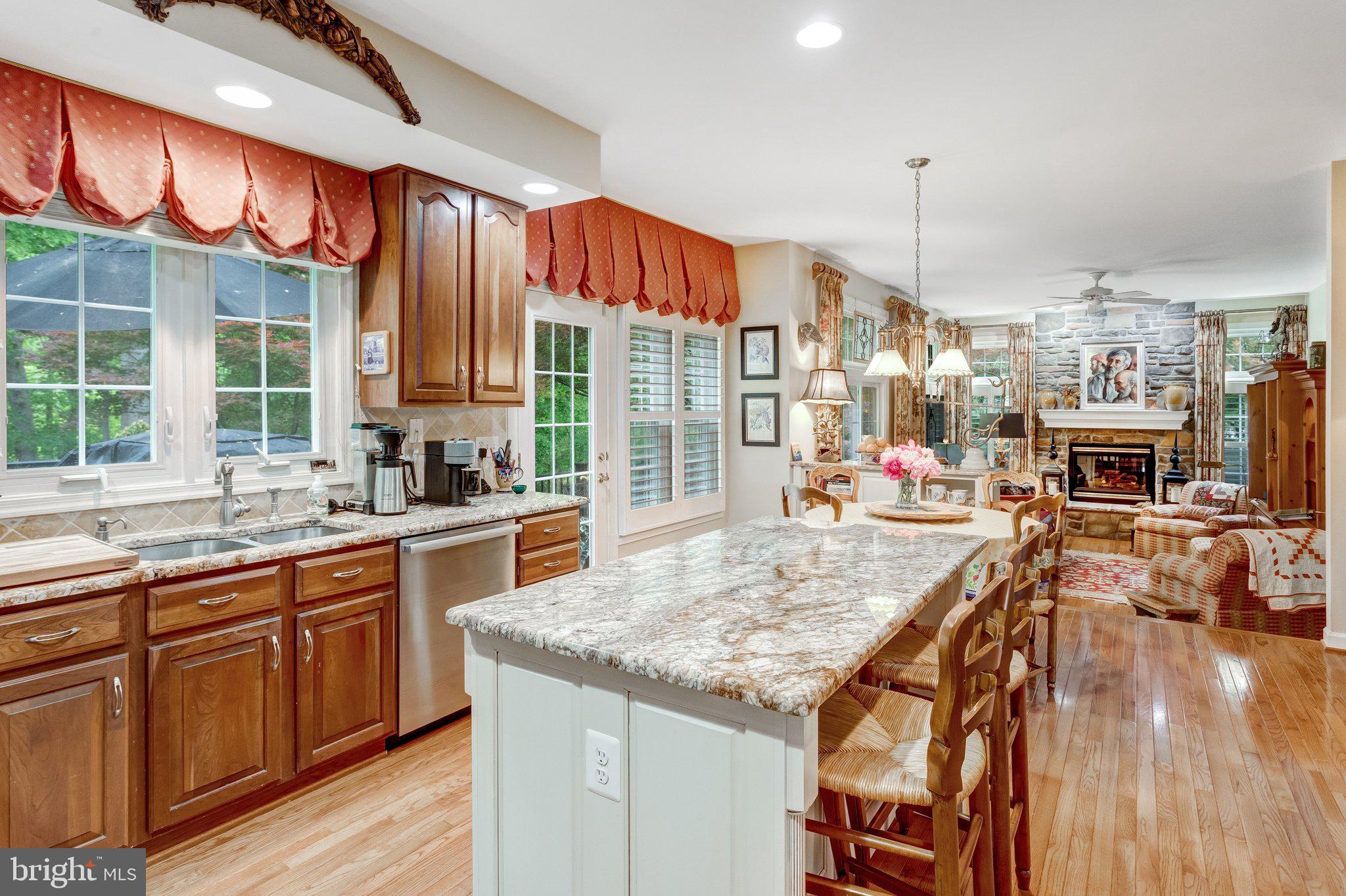 12908 Roxanna Court Manassas, VA 20112 - Photo 15 of 44