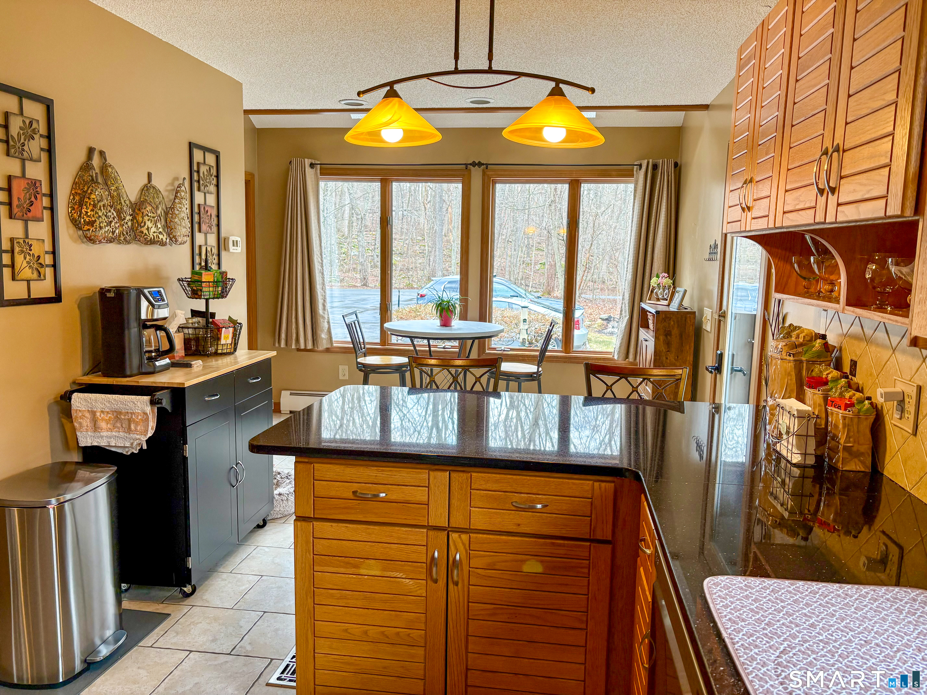 29 Whitney Road Columbia, CT 06237 - Photo 6 of 40 Remodeled kitchen