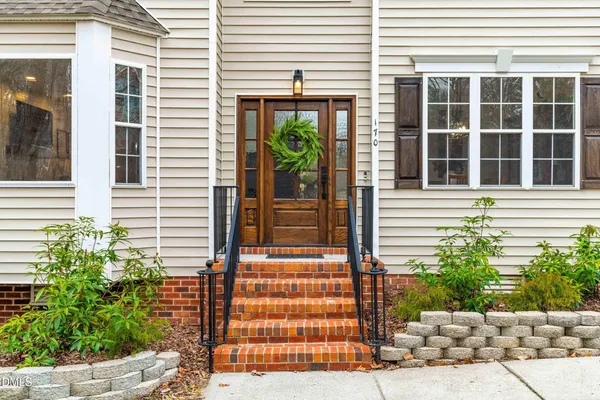 $750,000 | 170 Walker Run, Selma, NC 27576