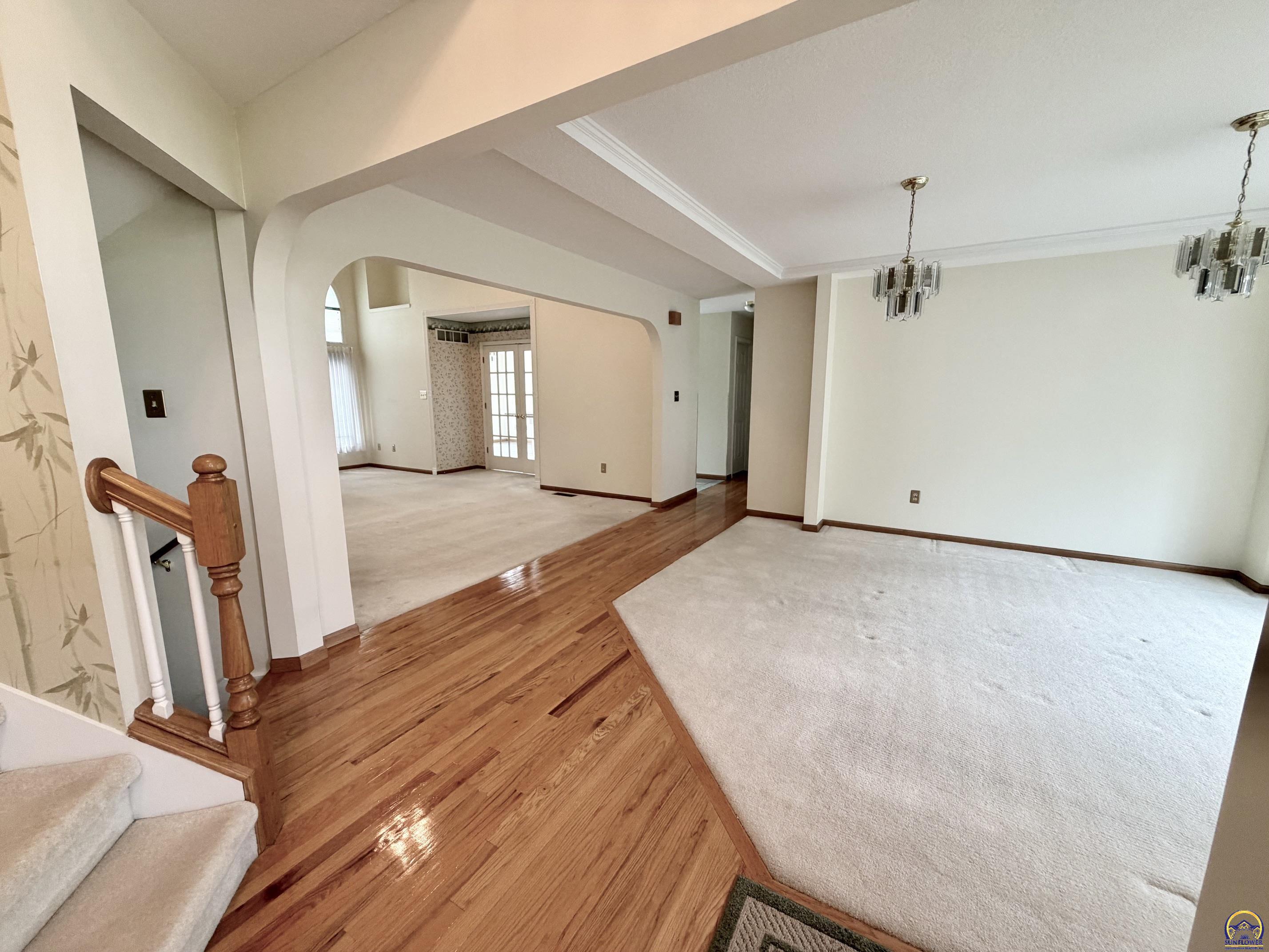2027 Southwest West Trail Road Topeka, KS 66615 - Photo 8 of 56