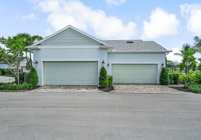 $4,250 | 925 Southwest Prairie Avenue, Palm City, FL 34990