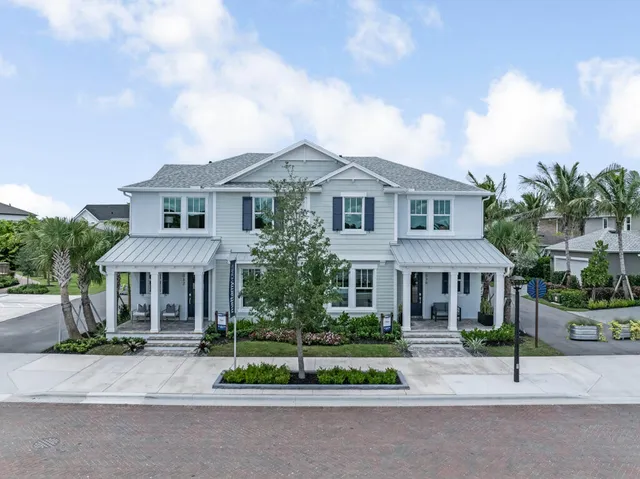 $4,250 | 925 Southwest Prairie Avenue, Palm City, FL 34990