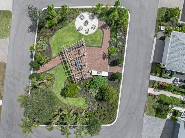 $4,250 | 925 Southwest Prairie Avenue, Palm City, FL 34990